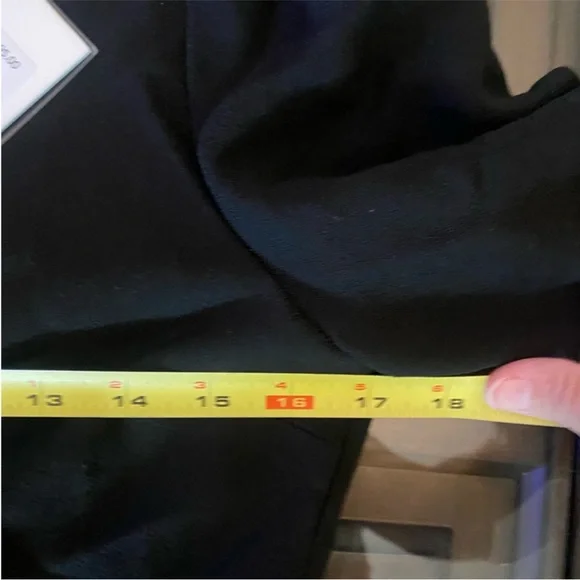 A.L.C Silk “Talia” Long Sleeved Cropped Top Size 6 NWT - Picture 7 of 10